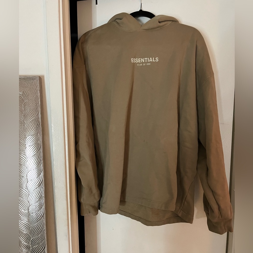 Essential relaxed hoodie